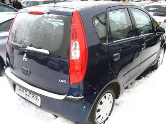 2006 Mitsubishi Colt Images