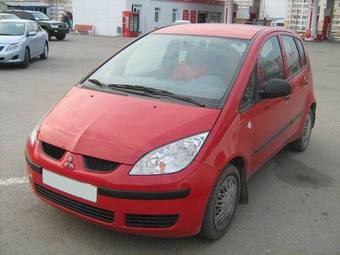 2006 Mitsubishi Colt Pictures