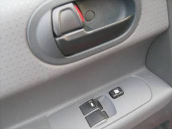 2006 Mitsubishi Colt Photos