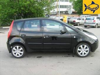 2006 Mitsubishi Colt Pictures