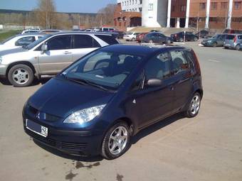 2006 Mitsubishi Colt Pics