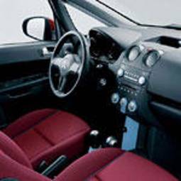 2006 Mitsubishi Colt Pictures