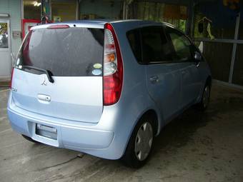 2006 Mitsubishi Colt Pictures