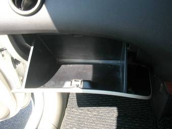 2006 Mitsubishi Colt Photos