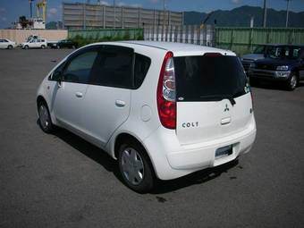2006 Mitsubishi Colt Wallpapers