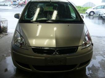 2006 Mitsubishi Colt Pictures