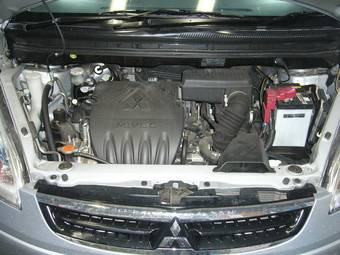 2006 Mitsubishi Colt Pictures