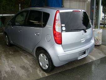 2006 Mitsubishi Colt Photos