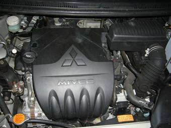 2006 Mitsubishi Colt Photos