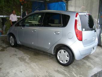 2006 Mitsubishi Colt Pictures