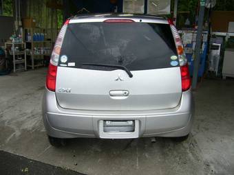 2006 Mitsubishi Colt Pictures