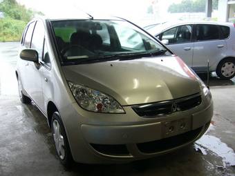 2006 Mitsubishi Colt Images