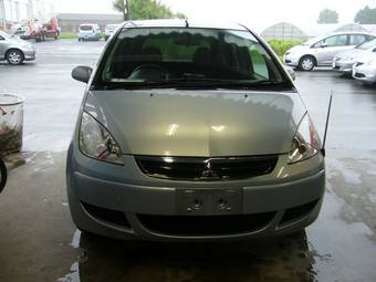 2006 Mitsubishi Colt Photos