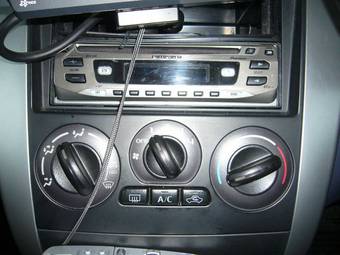 2006 Mitsubishi Colt Pictures