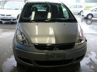 2006 Mitsubishi Colt Pictures