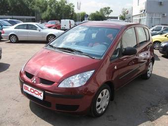 2006 Mitsubishi Colt Photos