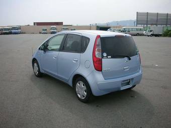 2006 Mitsubishi Colt Pictures