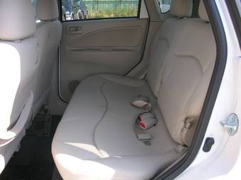 2006 Mitsubishi Colt Images