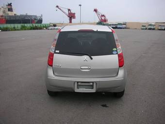 2006 Mitsubishi Colt Pictures
