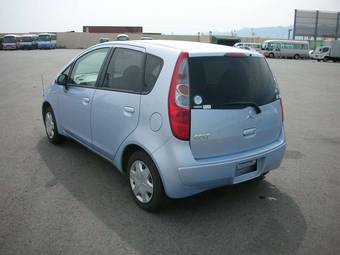 2006 Mitsubishi Colt Pictures