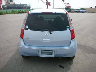 2006 Mitsubishi Colt Photos