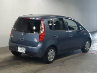 2006 Mitsubishi Colt Pictures