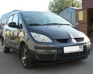 2006 Mitsubishi Colt Photos