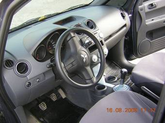 2006 Mitsubishi Colt Pictures