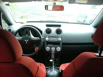 2006 Mitsubishi Colt Photos