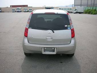 2006 Mitsubishi Colt Pictures