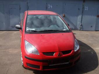 2006 Mitsubishi Colt Photos