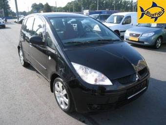 2006 Mitsubishi Colt Pictures