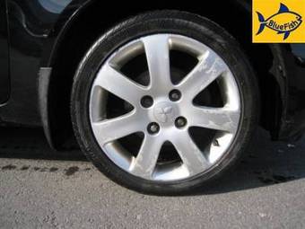 2006 Mitsubishi Colt Photos