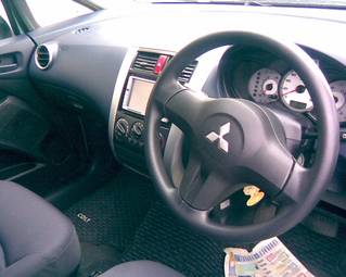 2006 Mitsubishi Colt Photos