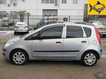 2007 Mitsubishi Colt Photos