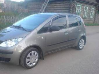 2007 Mitsubishi Colt Pictures