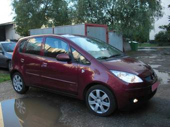 2007 Mitsubishi Colt Pics