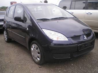2007 Mitsubishi Colt Images