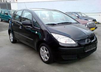 2007 Mitsubishi Colt Pictures