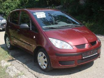 2007 Mitsubishi Colt Pics