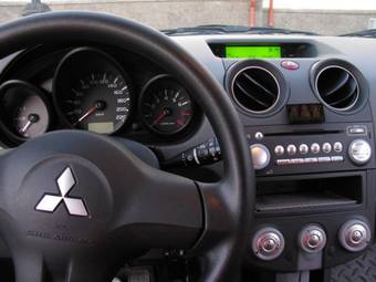 2007 Mitsubishi Colt Pictures