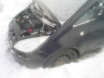 2008 Mitsubishi Colt Photos