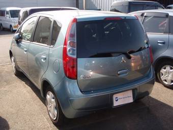 2008 Mitsubishi Colt Pictures