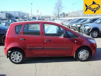 2008 Mitsubishi Colt Photos