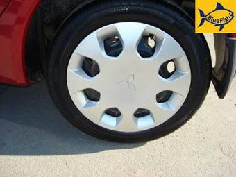 2008 Mitsubishi Colt Photos