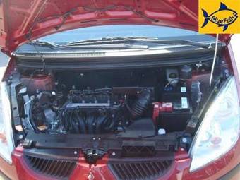 2008 Mitsubishi Colt Pictures