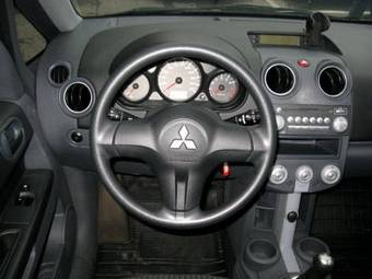 2008 Mitsubishi Colt Photos