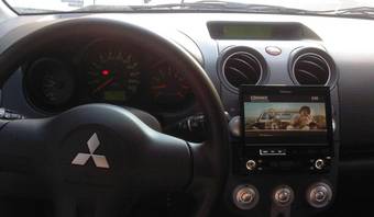 2008 Mitsubishi Colt Pictures