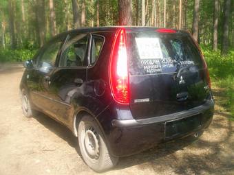 2008 Mitsubishi Colt Pictures