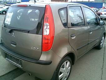 2008 Mitsubishi Colt Pictures